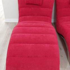 Modern Red Chaise Lounge Chair – Like New!