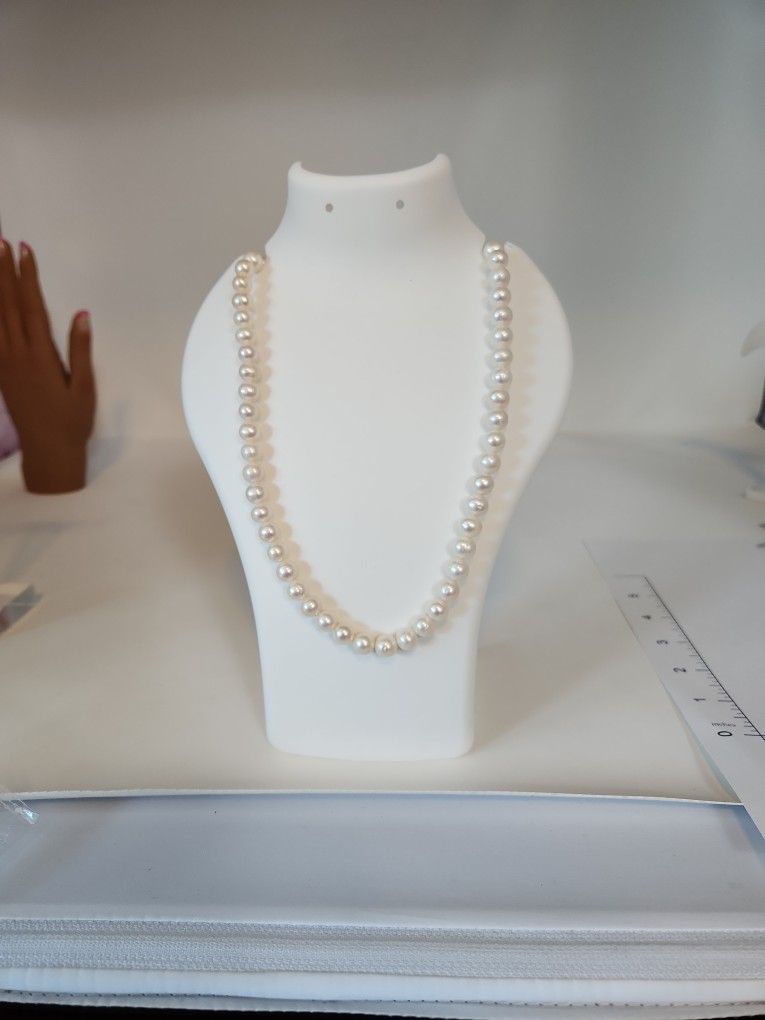 Fresh Water Pearl Necklace With Sterling Silver Magnetic Lock