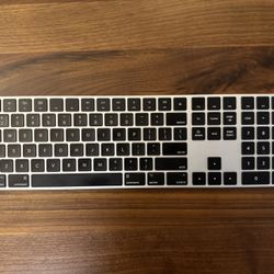Apple Magic Keyboard Silver
