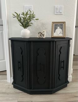 Beautiful black vintage cabinet - entry table
