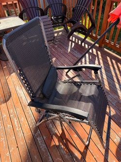 x4 foldable brown chairs