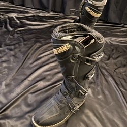 Oneal Snow Boots Size 9