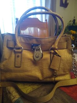 Michael Kors Hamilton Handbag