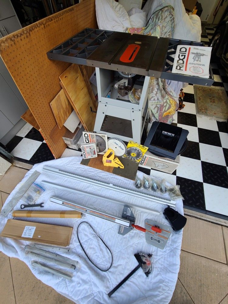 NEW Ridgid 10in Table Saw - Package Deal - Custom Powder Coat!