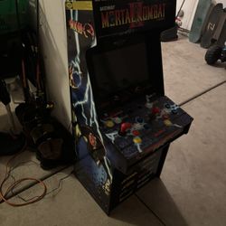 Old School Arcade Game