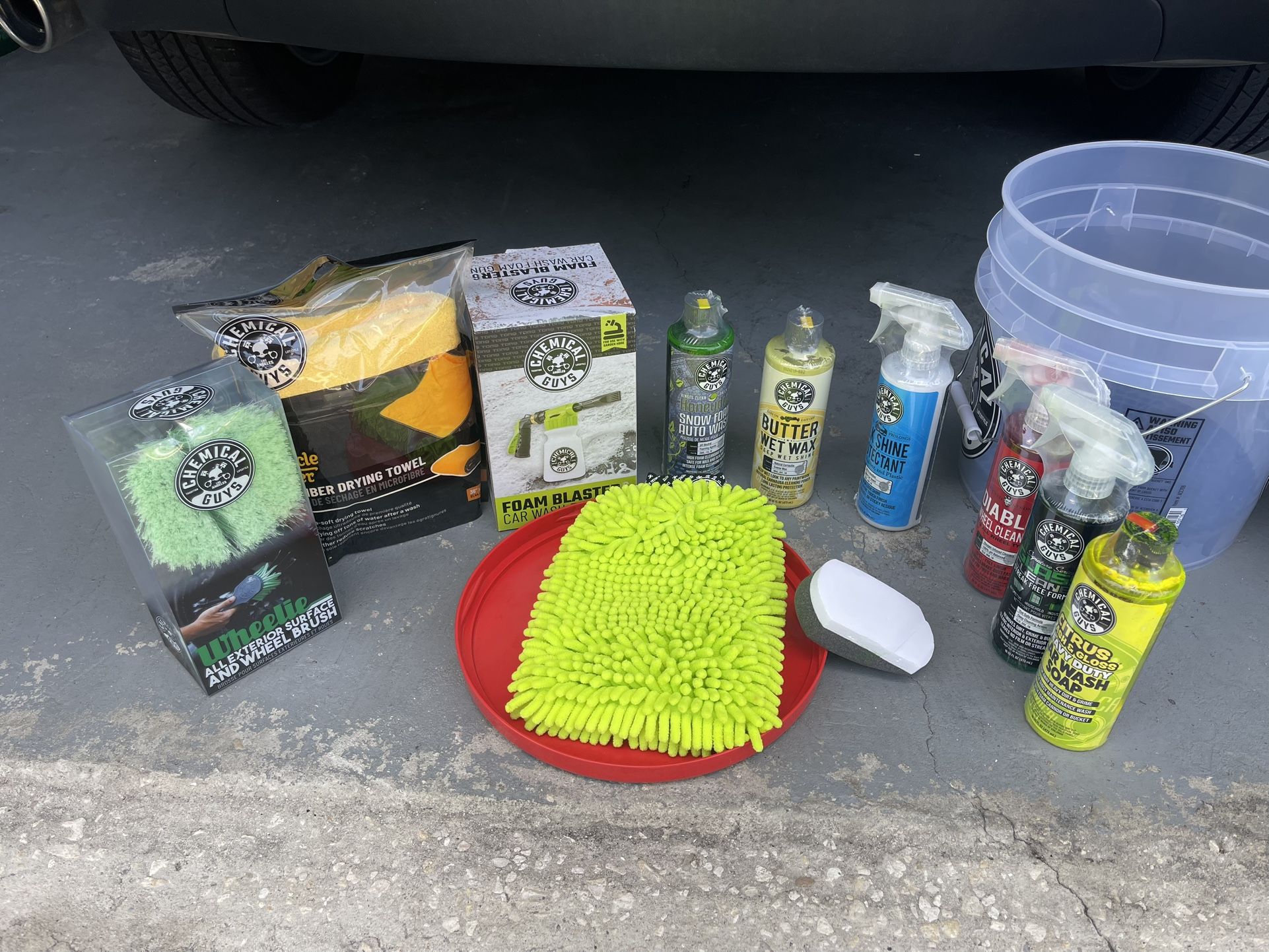 Chemical Guys Bucket Car Wash Kit