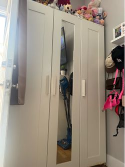 Dresser/Closet