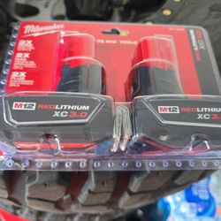 Milwaukee Batteries M12 2pack 3.0