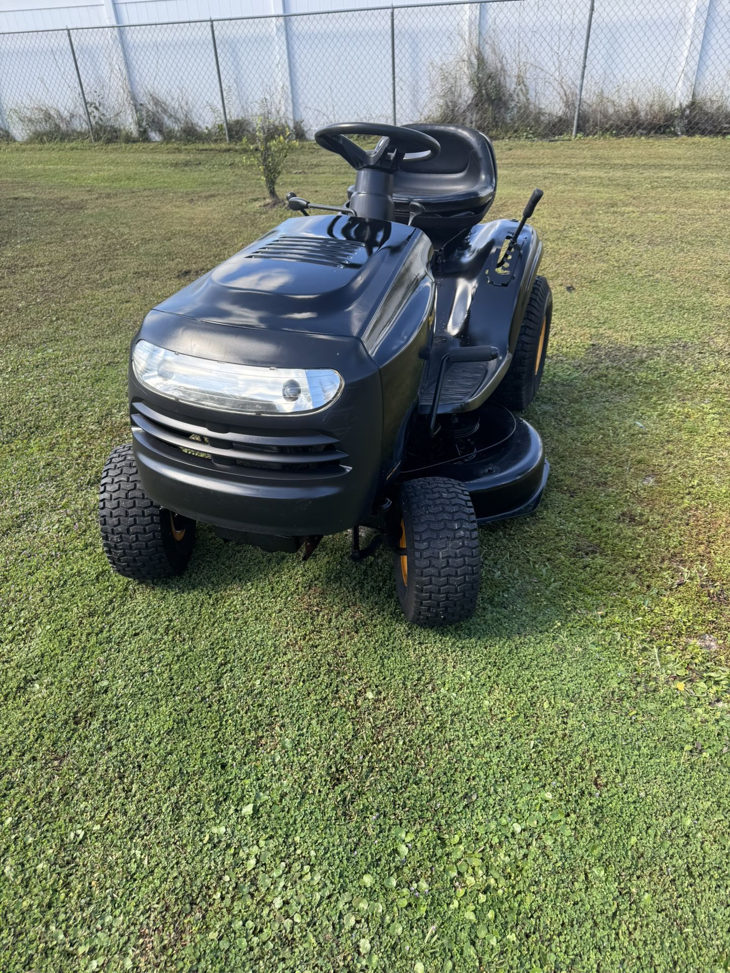 Riding Mower Pouland For Sale