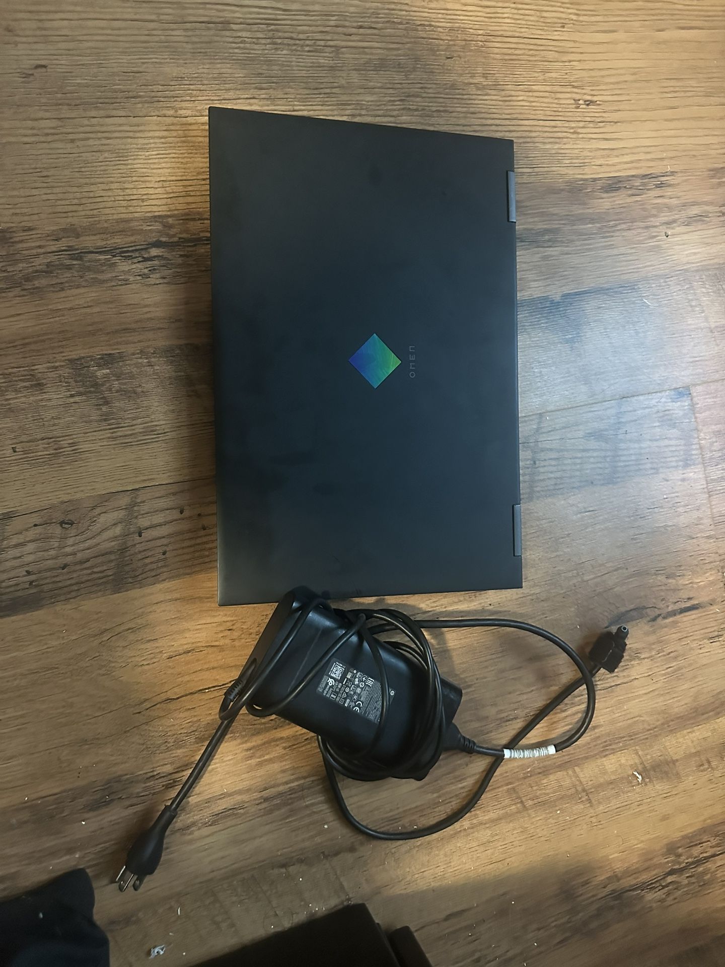 AMAZING GAMING LAPTOP
