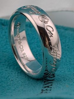 ✨🤍Tiffany & Co Wide Band Ring Band ✨🤍