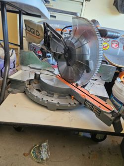 Rigid 12in Miter Saw