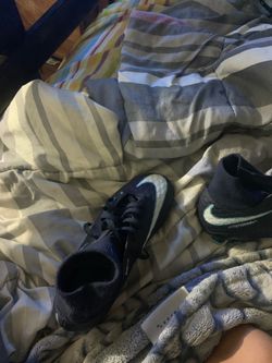 Soccer shoes for kids