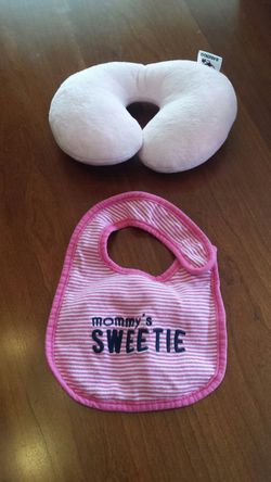 Baberoo necksaver infant baby headrest head support pillow and bib