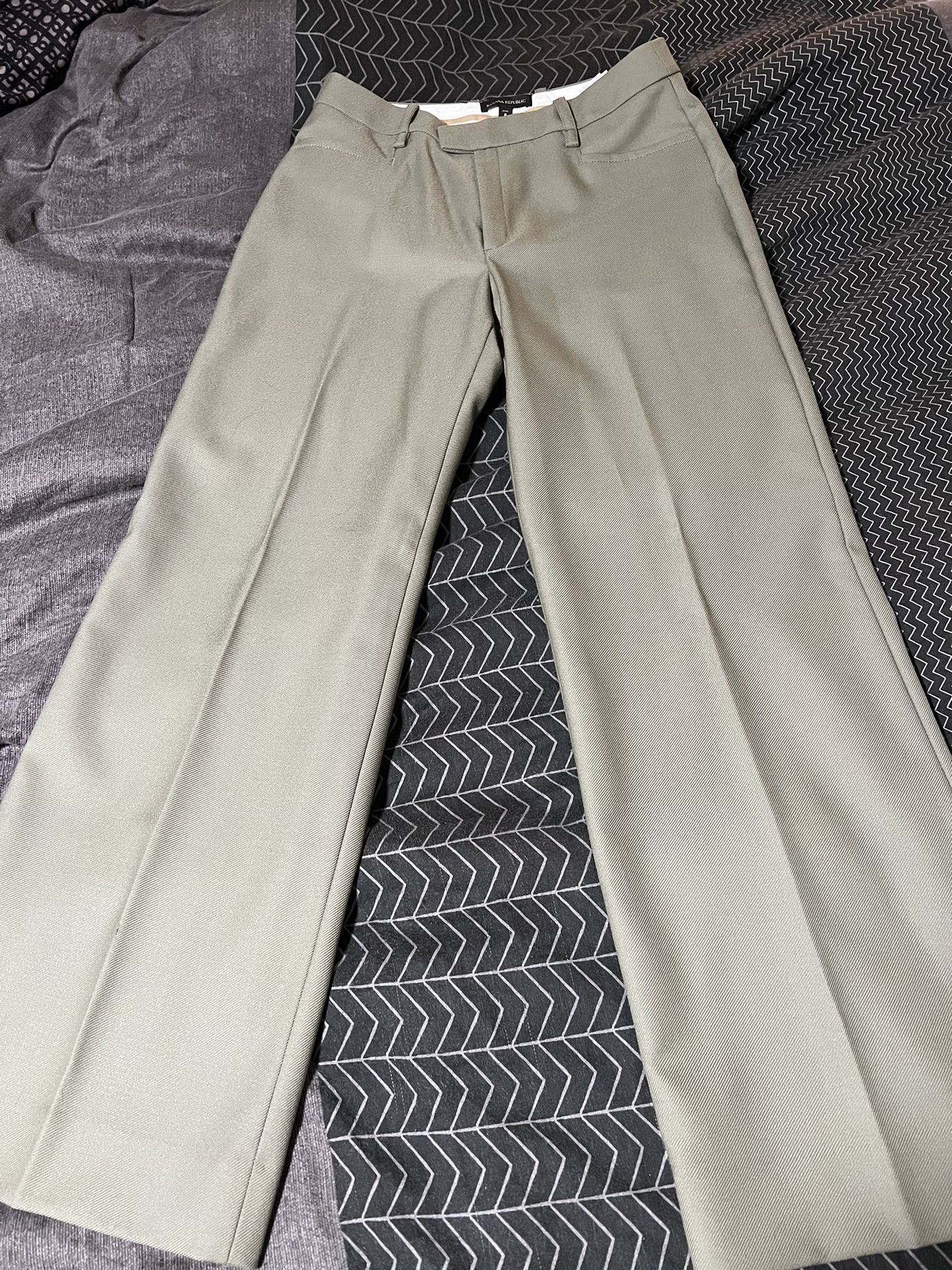 Banana Republic Slacks Size 8 $45