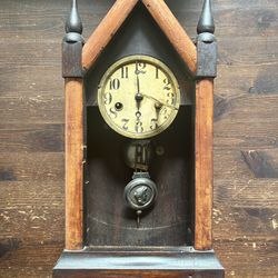 Antique Wind Up Clock