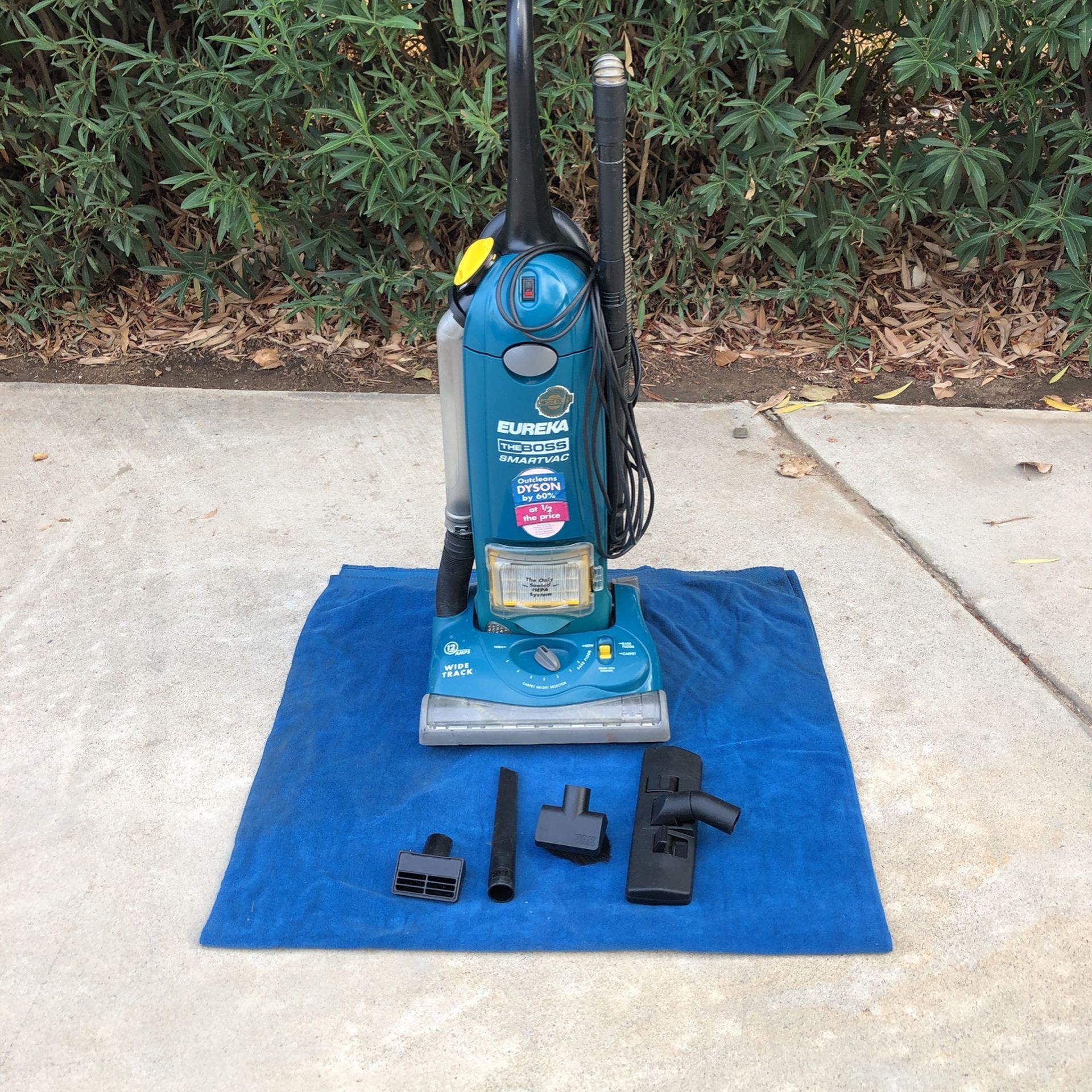 Eureka Smart Vac - The Boss Model 4870
