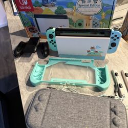 The Nintendo Switch Console - Animal Crossing: New Horizons Special Edition