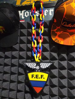 Classic Ecuador Futbol team Hype chain world cup 2026