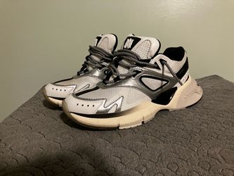 Amiri MA Runner Size 7 US
