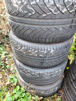 325/30/23 six tires