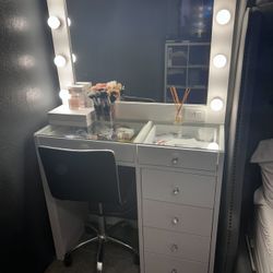 Makeup Vanity