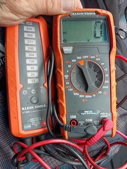 Klein Tools MM320 Digital Multimeter & ET200 Voltage Tester