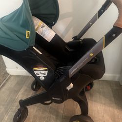 Doona Baby Stroller & Adapter 