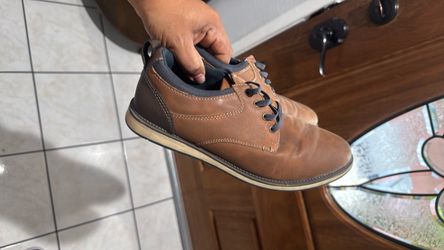 Brown Dress shoes Boys size 5