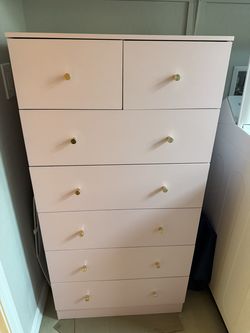 Pink 7-Drawer Dresser (Brand New!)