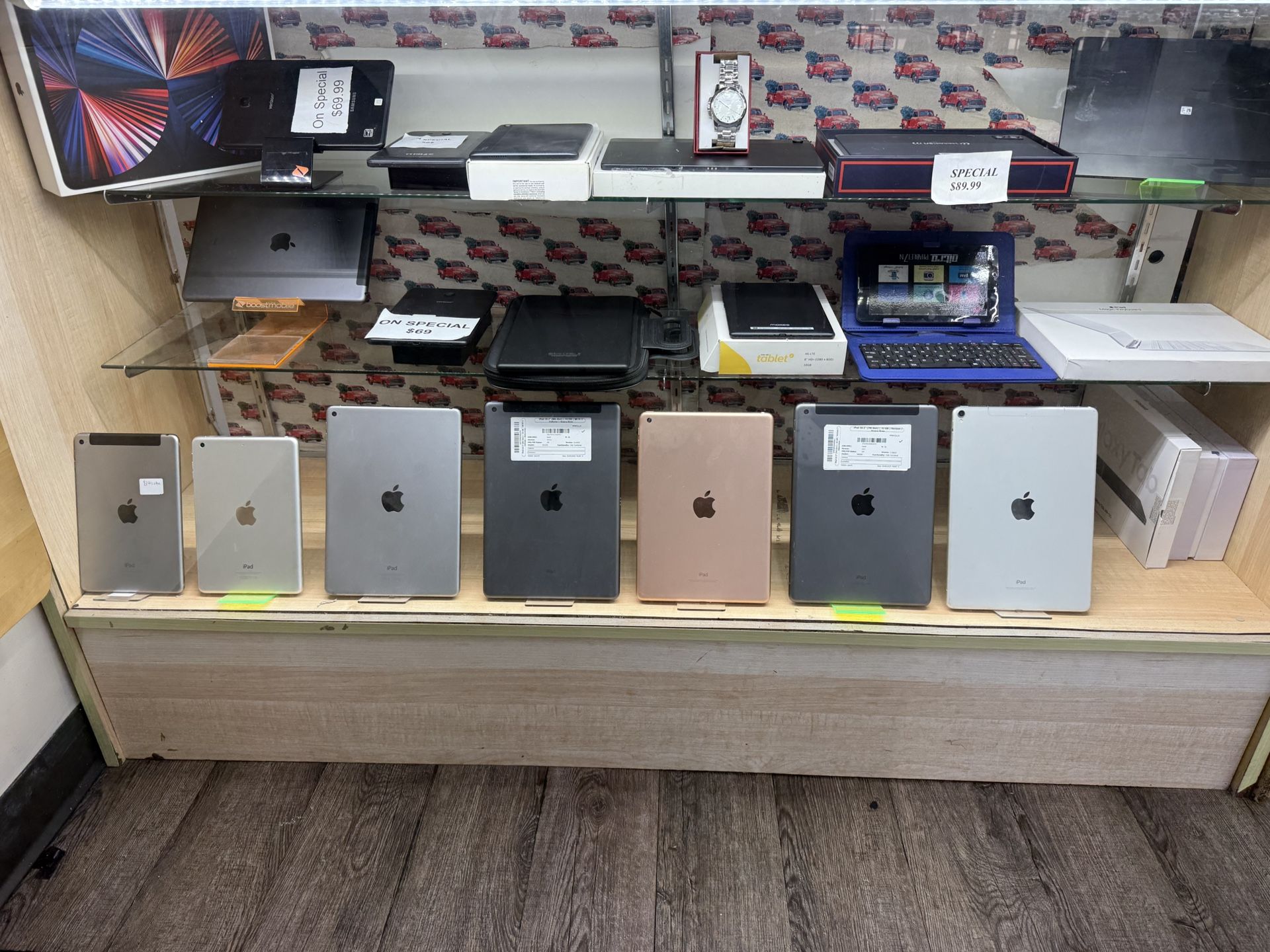 IPADS ON SPECIALđź’Ą