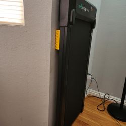 UREVO SpaceWalk E1L Smart Walking Pad