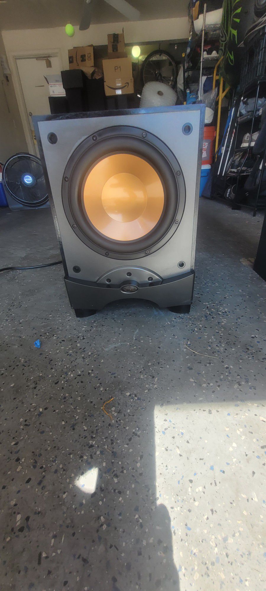 Klipsch RW-10 Subwoofer Works Perfectly Good Condition