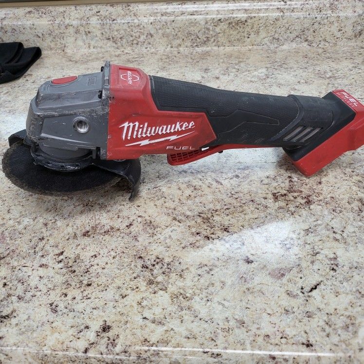 Milwaukee Grinder