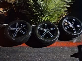Satan black 5 lugs, fits Toyota