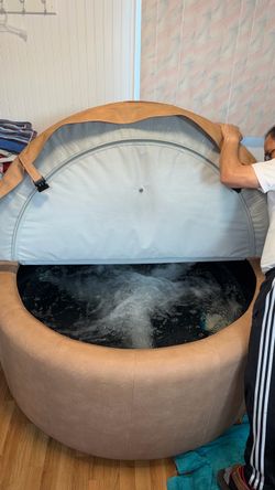 Softub Hot Tub T-140