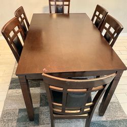 6-Chair Dining Table Set – Great Condition