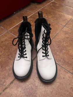 Doc martins white