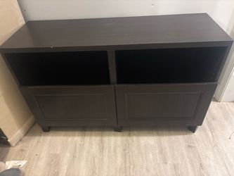 Tv stand lightweight needs some work