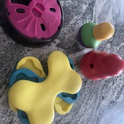 Bundle Of Dog/Puppy Enrichment toys For Feeding/Treats