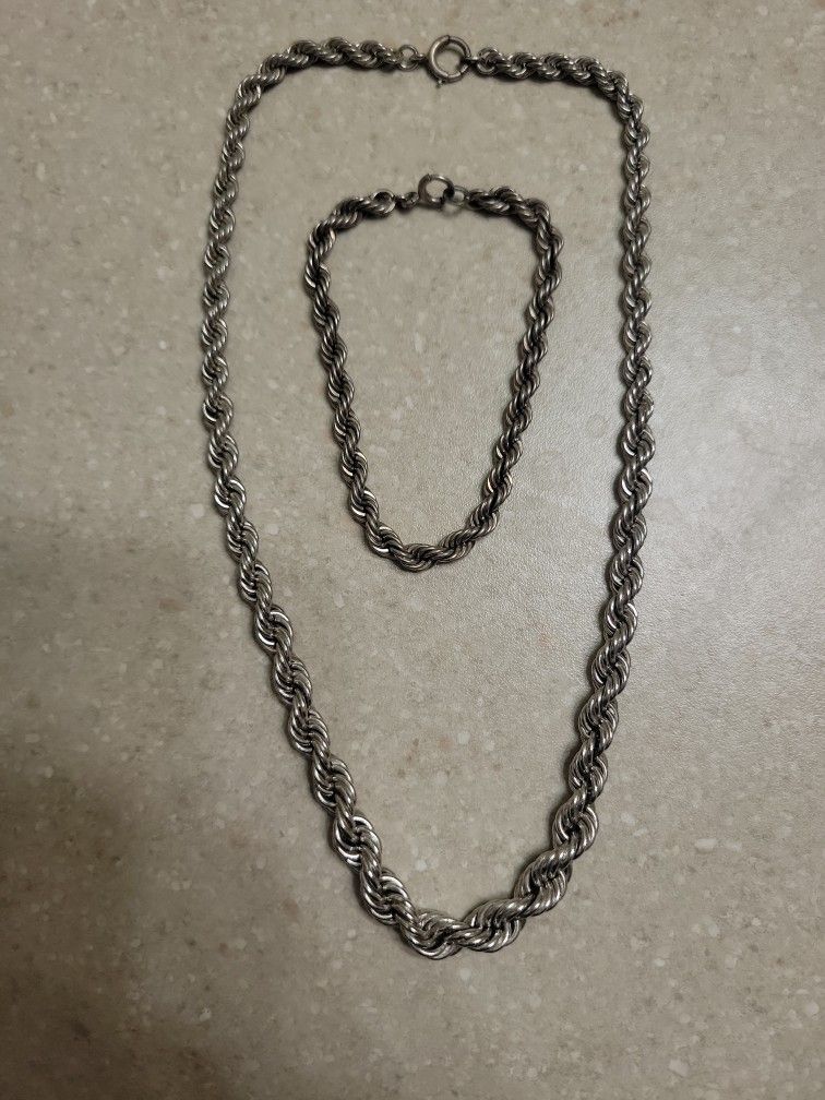 Sterling Silver Necklace and Bracelet Set. Weight Is 53.3 Grams
