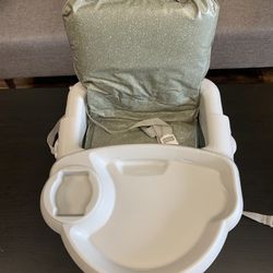 Portable Booster Infant Feeding Seat / High Chair With Tray 