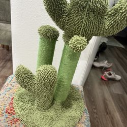 Small Cat Scratcher Like New 