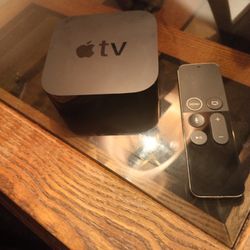 Apple TV 4k 5th Gen 32gb With Remote & All Cords 