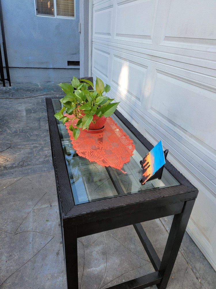 Stylish Sofa/Console Table with Glass Top