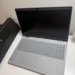 Laptop Dell Latitude 5550 ultra 7 165H 32Gb 512Gb