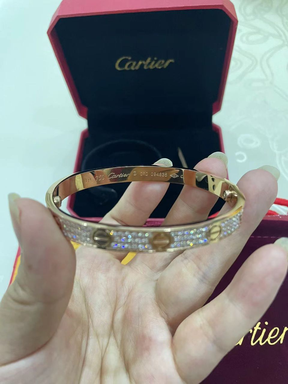 Cartier Love Bracelet  ( Moissanite)