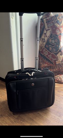Swiss Gear Carry On Laptop Luggage Briefcase Rolling Wheeled Bag Wheels