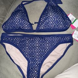 New Bikini top size L Bikini bottom size M