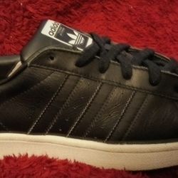 ADIDAS SUPERSTAR SIZE 7 WOMENS BLACK WITH SNAKESKIN 